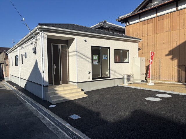 Brand New 3-Bedroom House in Momonokidai 1