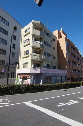 Charming Property Near Station in Senju sakuragi 2
