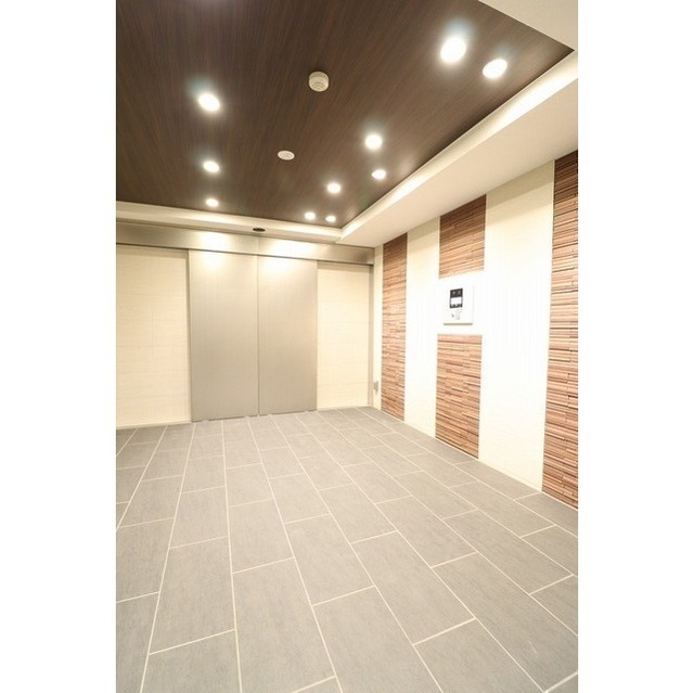 ＢｌｕＲｏｃｋ東神奈川 3