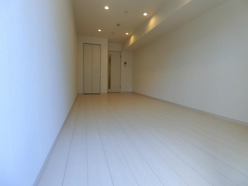 リブリ・フローレス弐番館 8