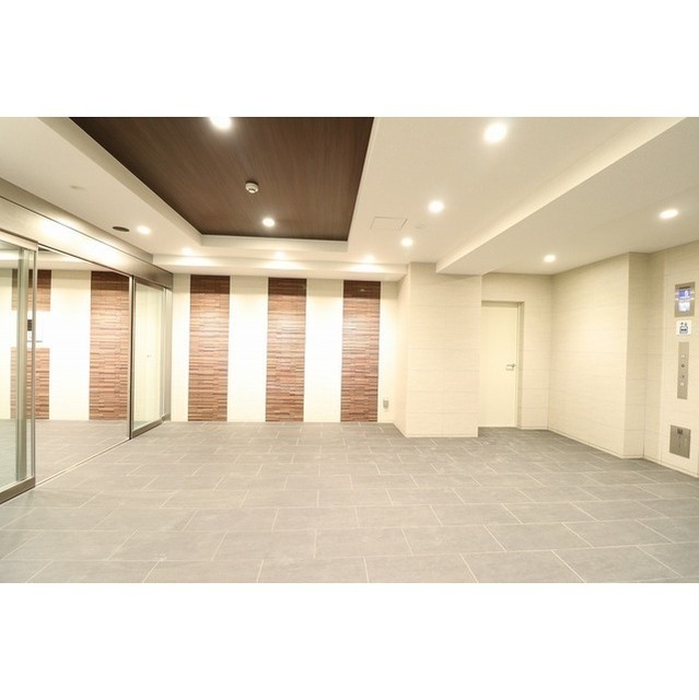 ＢｌｕＲｏｃｋ東神奈川 4