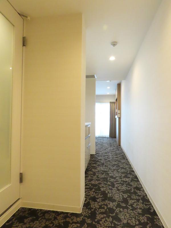 Modern Studio Condo Near Station in Shinkamata 7