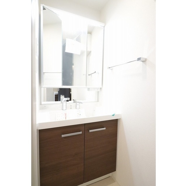 ＢｌｕＲｏｃｋ東神奈川 8