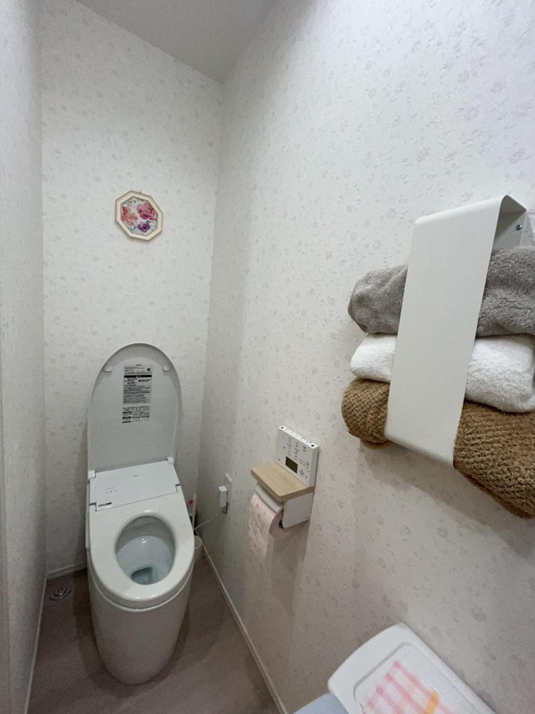 Classic 3-Bedroom House in Nishidai(2-4-chome) 5