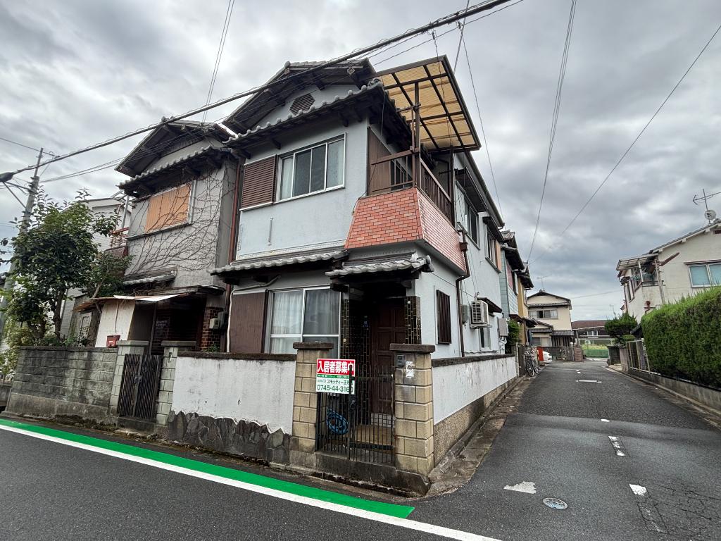奈良県生駒郡斑鳩町法隆寺東２丁目３－１３ 貸家 1