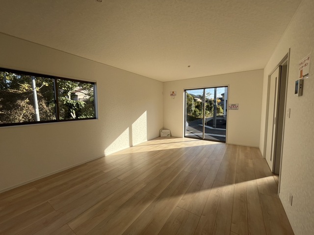 Brand New 3-Bedroom House Near Station in Iidashinden 2