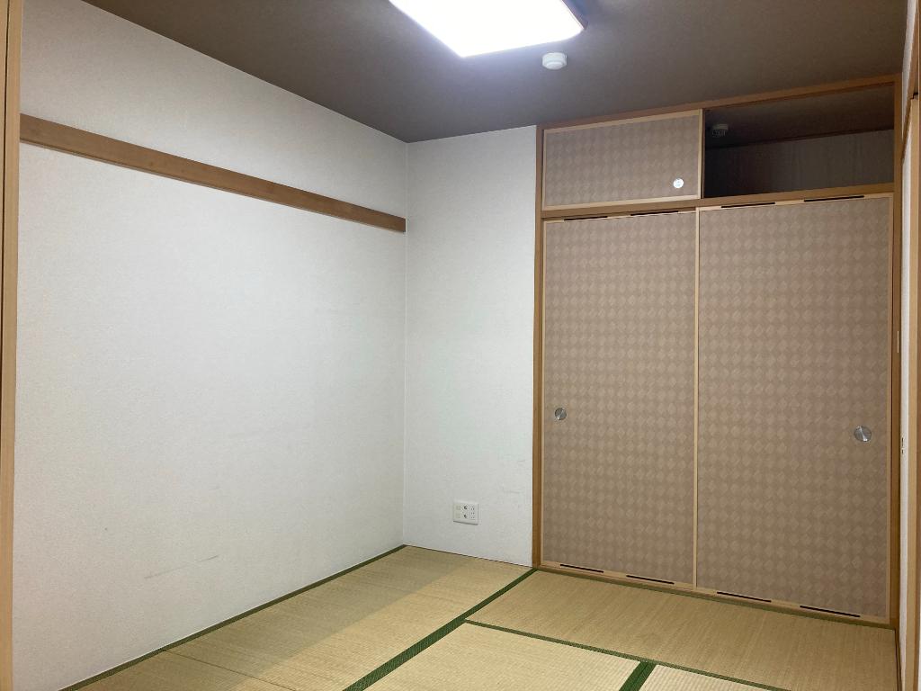 3-Bedroom Condo Near Station in Mitsugarasu 7