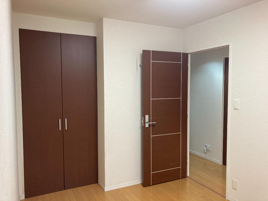 3-Bedroom Condo Near Station in Mitsugarasu 2