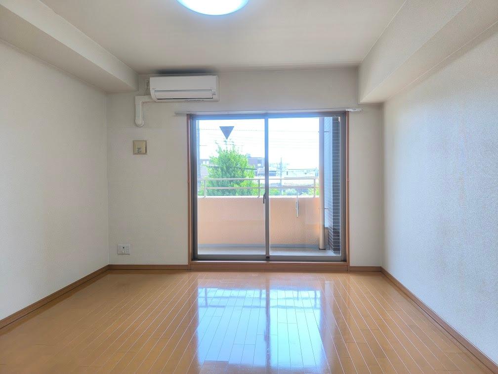 クリスタルグランツ西大路三条 3