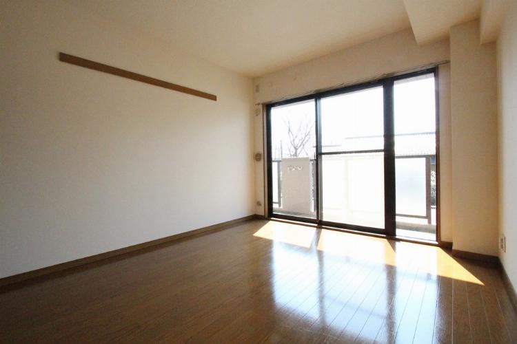 エクセラン新城 4