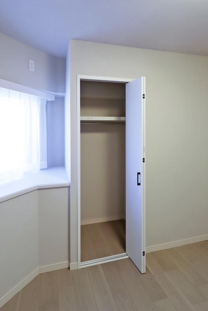 Vintage 2-Bedroom Condo in Hatagaya 7