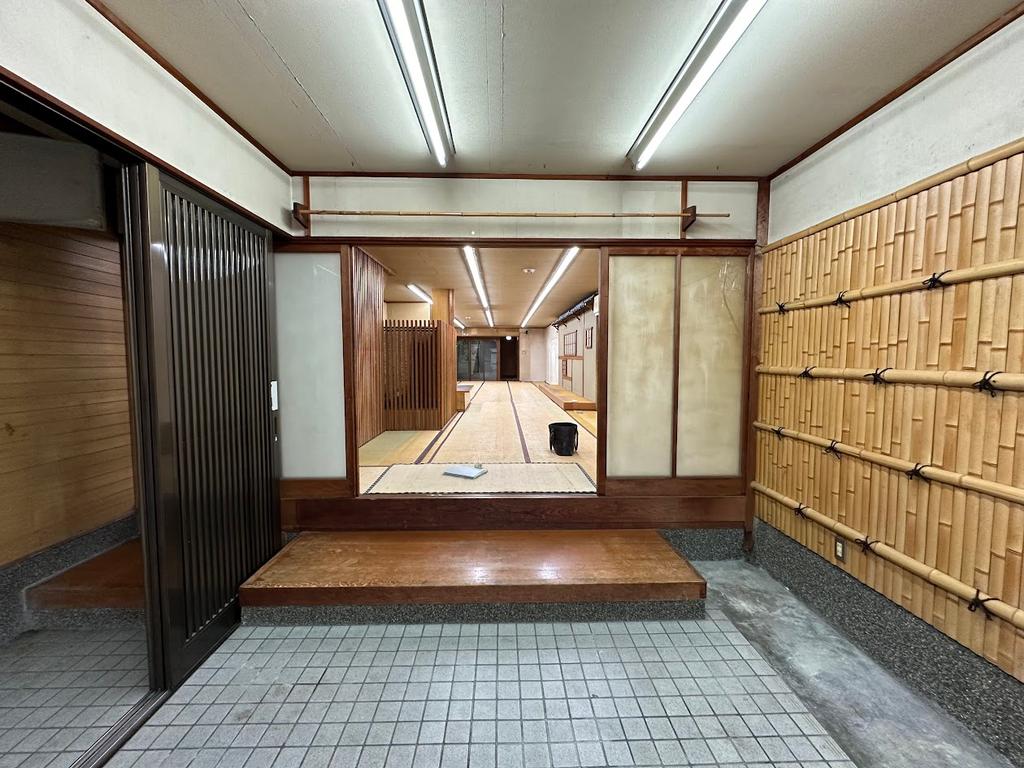 7-Bedroom House in Higuchicho 0