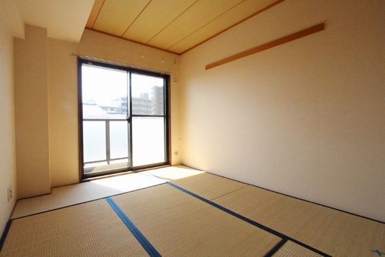 エクセラン新城 3