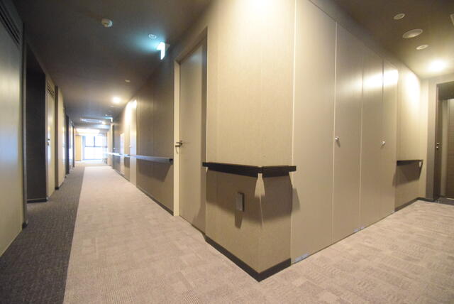 Modern 2-Bedroom Condo Near Station in Takanawa 4