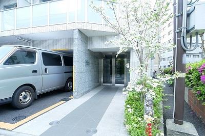 ラフィスタ池袋 2