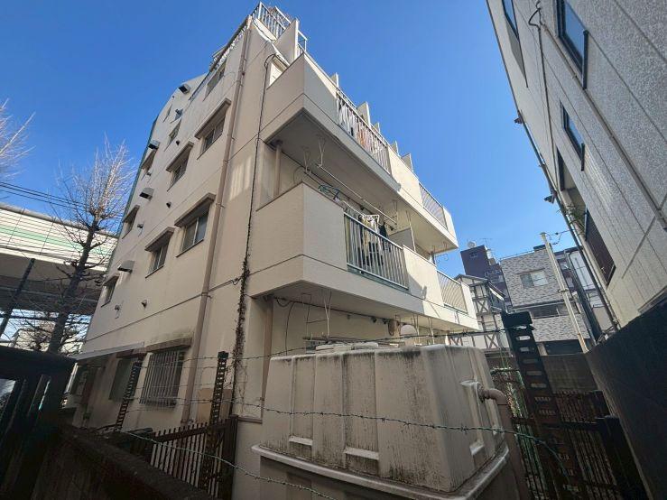 Charming Property in Tokumaru 9