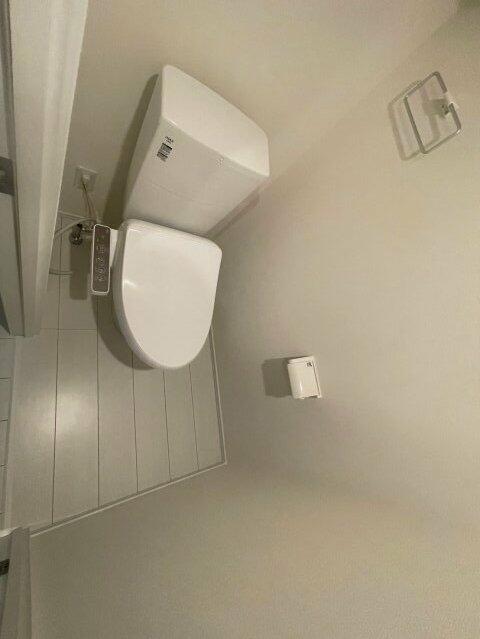 Brand New 1-Bedroom Condo Near Station in Shimo 4