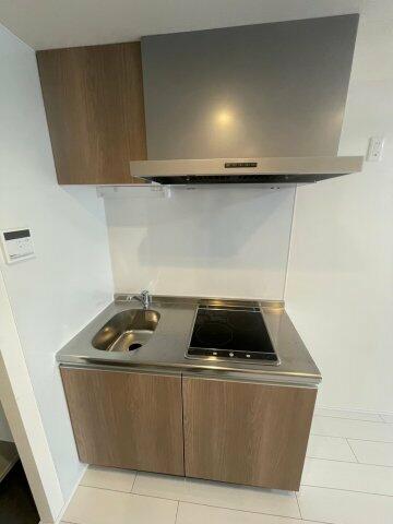 Brand New 1-Bedroom Condo Near Station in Shimo 7