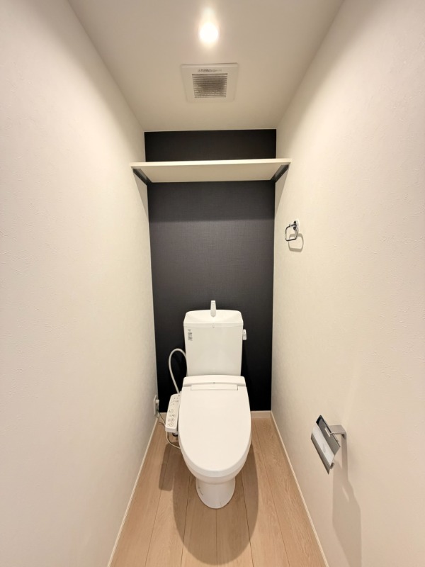 Modern 1-Bedroom Condo in Daizawa 7