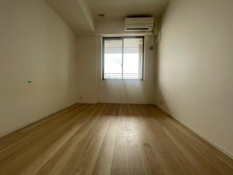 2-Bedroom Condo Near Station in Tomihisacho 2