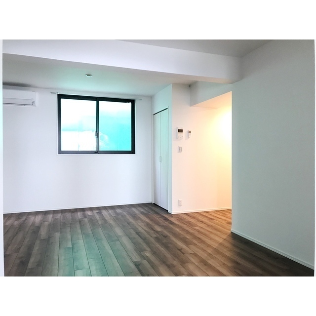 Modern 1-Bedroom Condo in Daizawa 5