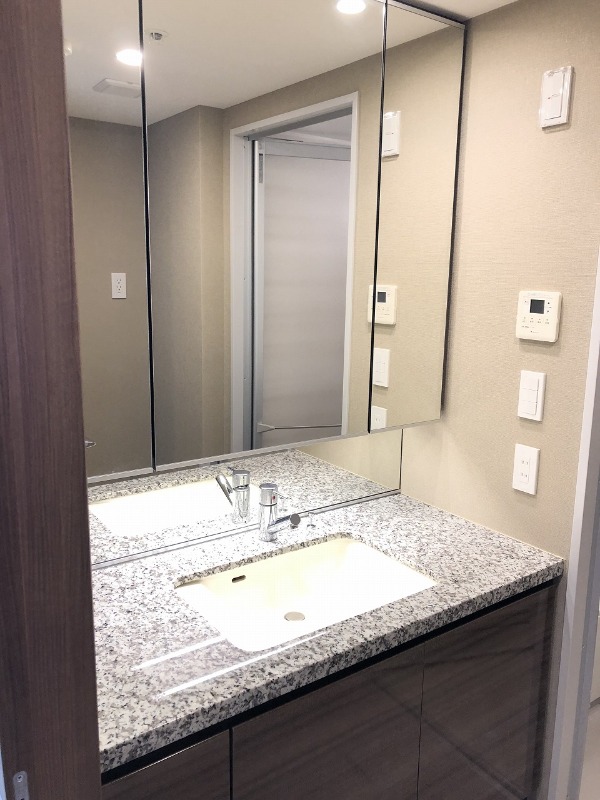 2-Bedroom Condo 6
