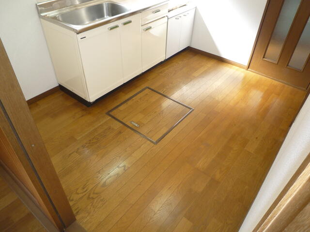 ヴィラ石井 4