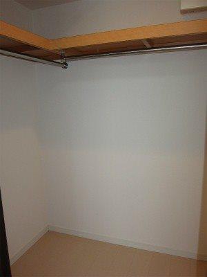 1-Bedroom Condo in Konan shinagawaintashiteic-to(chika 2