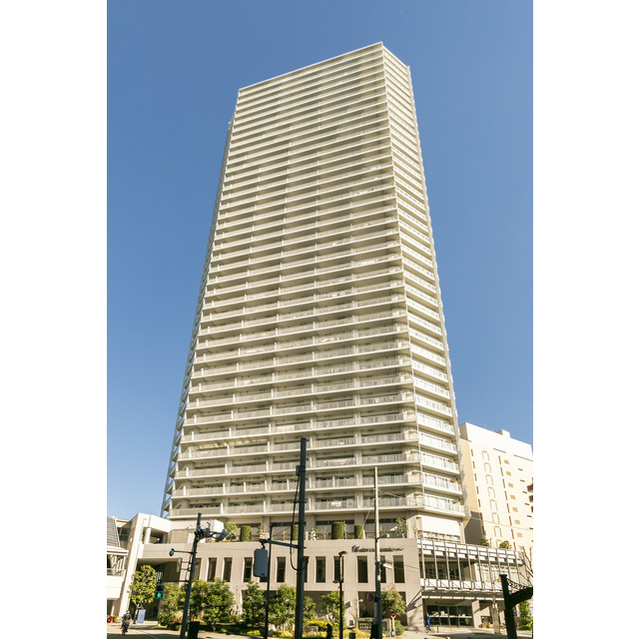 3-Bedroom Condo Near Station in Toyosu toyosusentabiru(chikai.kaiso 0