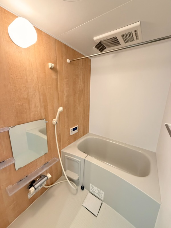 Modern 1-Bedroom Condo in Daizawa 8