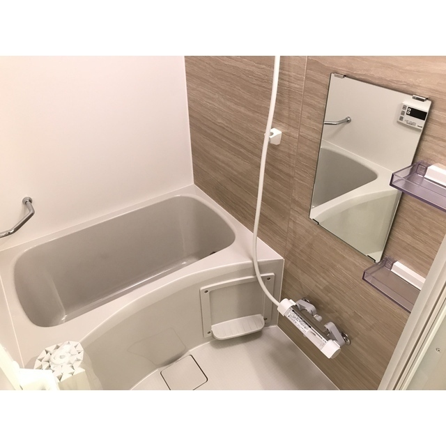 Modern 1-Bedroom Condo in Daizawa 7