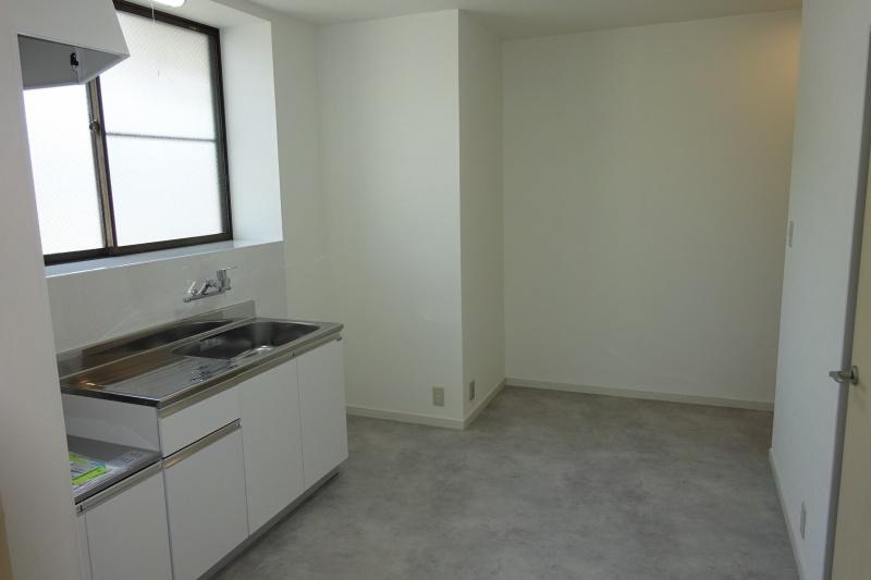 サンハイツ大森 10