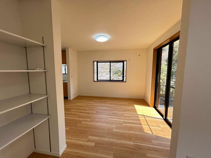 神奈川県横浜市港南区上大岡東３丁目 中古戸建 3