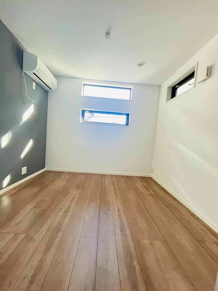 Brand New 2-Bedroom House in Machiya 2