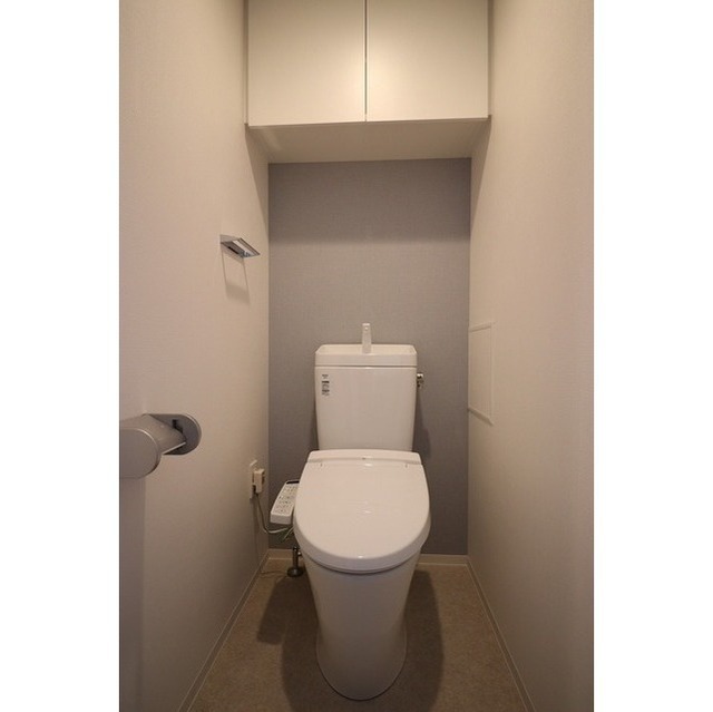 Modern Studio Condo Near Station in Takadanobaba 8