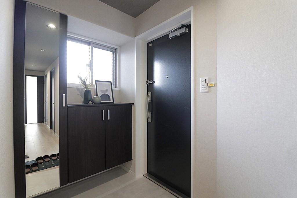 3-Bedroom Condo in Imazuminami 9