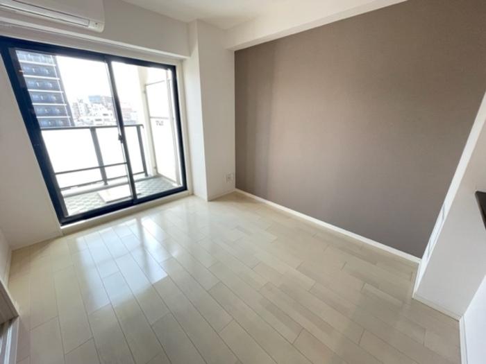 ＬＡ　ＭＡＩＳＯＮ　ＶＥＲＴＥ 4