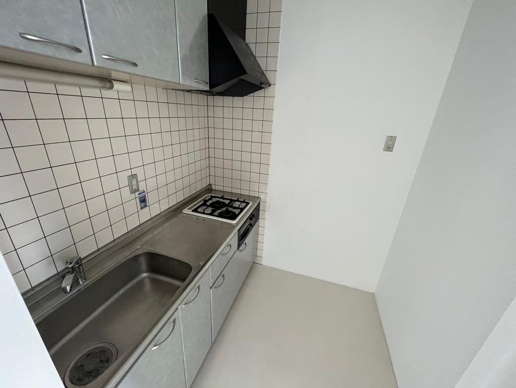 エフスタジオベロニカ 4