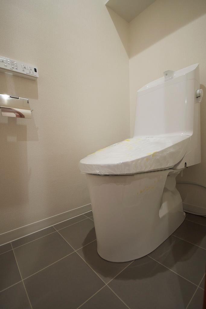 Spacious 4-Bedroom Condo in Kowada 5