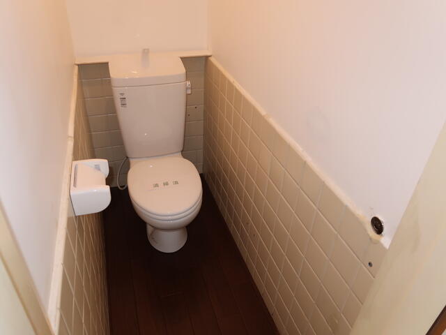 Well-Kept 2-Bedroom Condo in Shimogamo morigamaecho 3