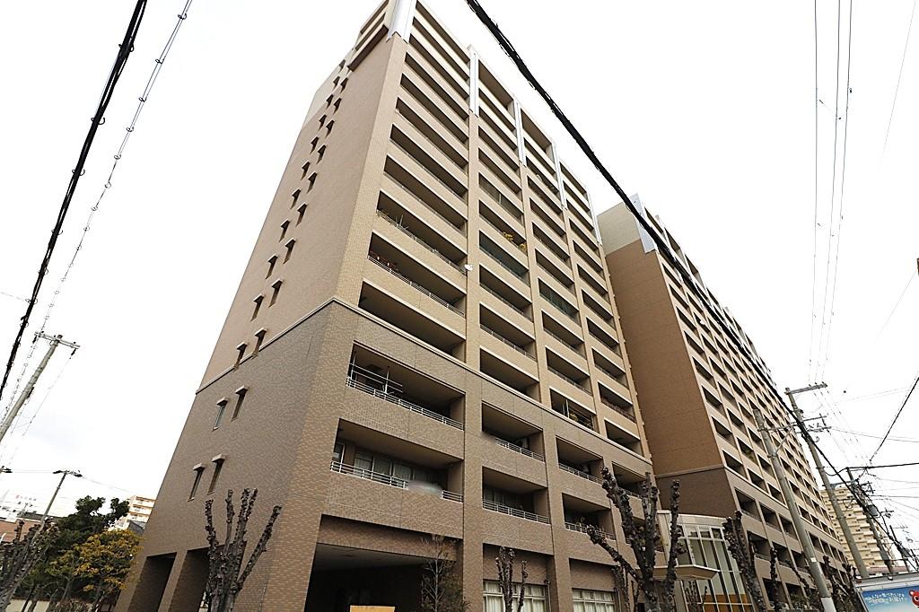 3-Bedroom Condo in Imazuminami 0