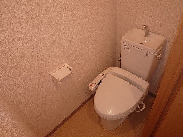 モノロカーレ江坂 5