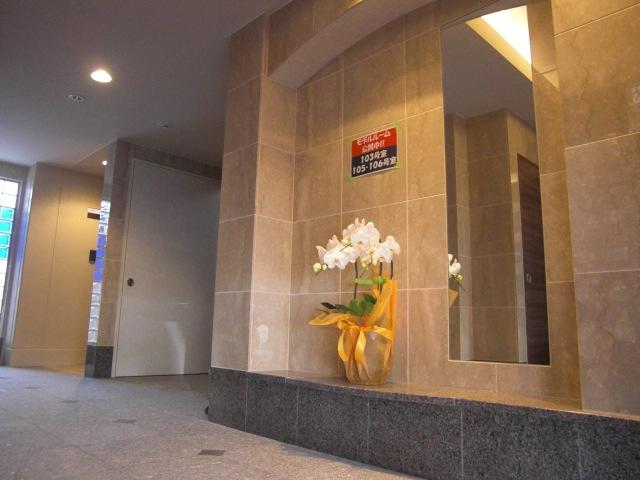 クリスタルコート江坂 1