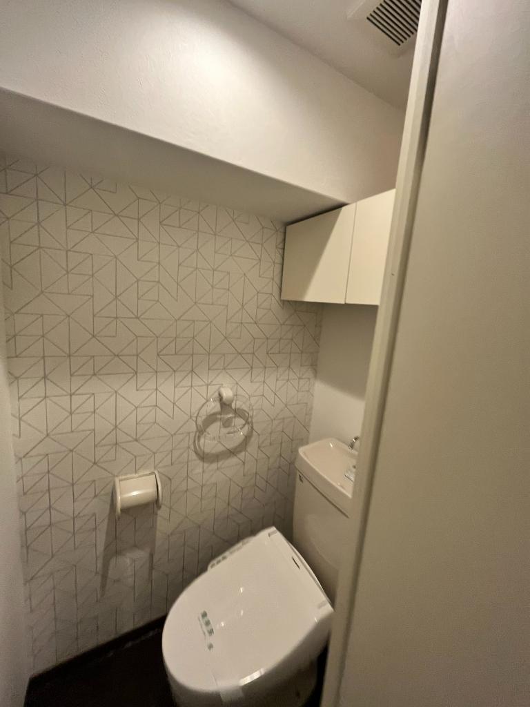 アスール江坂 6