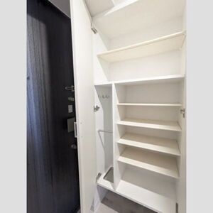 Brand New Studio Condo in Kikawanishi 9