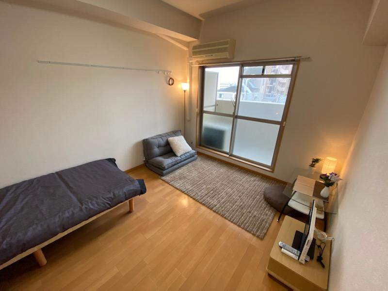 モノロカーレ江坂 10