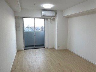 1-Bedroom Condo Near Station in Motoyoyogicho 4