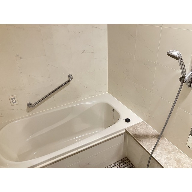 2-Bedroom Condo Near Station in Minamiaoyama 5