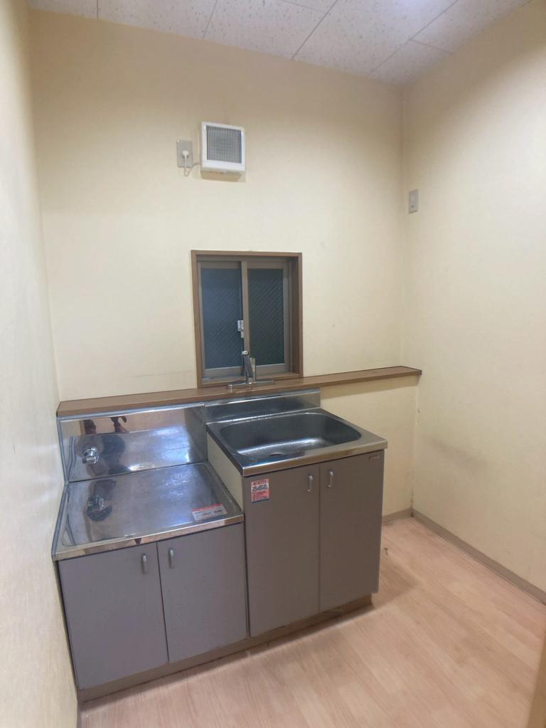 Spacious Property in Chuo 8