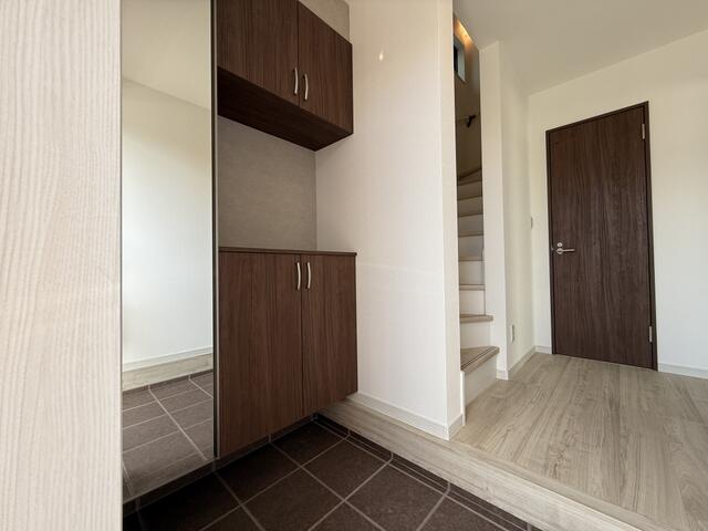 Brand New 4-Bedroom House in Uragamidai 5